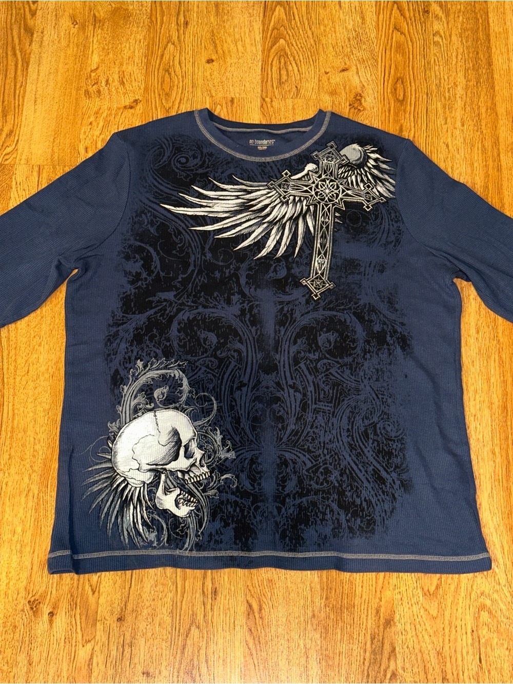 RARE Y2K No Boundaries Long Sleeve Skull Cross Wings Thermal 2XL Affliction